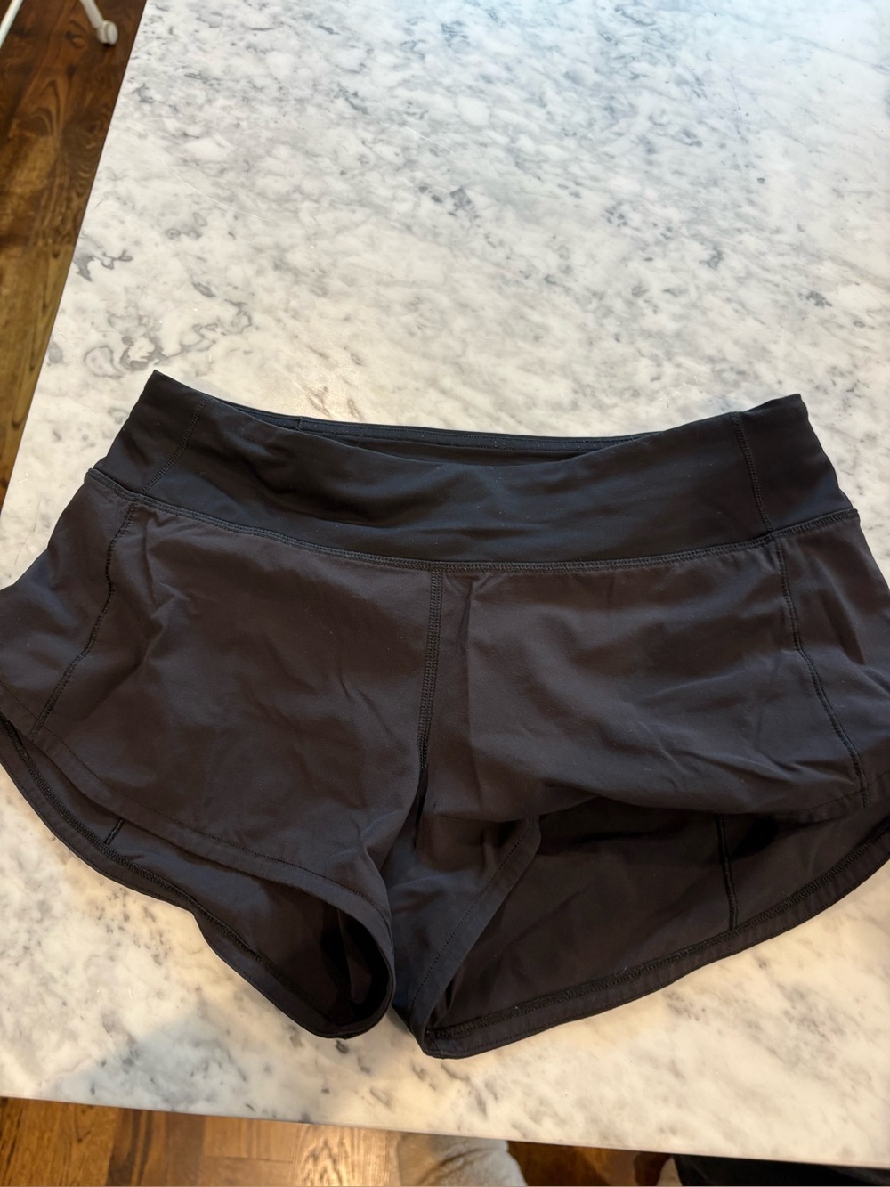 Black Lululemon Women's Performance Speed up Shorts 2.5”